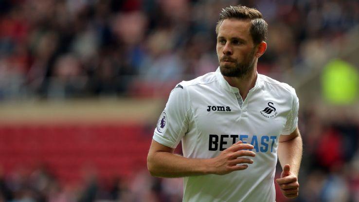 伤势已恢复95%，郑钦文回应复出时间，练左手发球？对自己太狠了（伤情恢复至95%，郑钦文透露回归时间，尝试左手发球？对自己真狠）