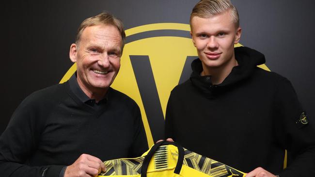 非洲杯战报：卢克曼世界波制胜，尼日利亚2-1坦桑尼亚（非洲杯：卢克曼世界波建功，尼日利亚2-1力克坦桑尼亚）