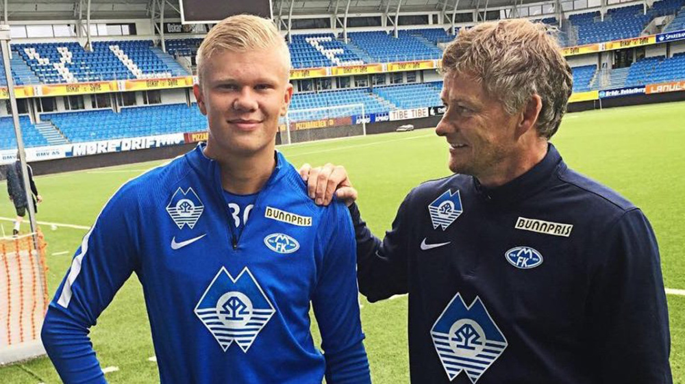 中足联财务约定：球员收取合同外价值超一万元现金或物品需报备（中足联财务规定：球员获合同外价值超1万元的现金或物品须报备）