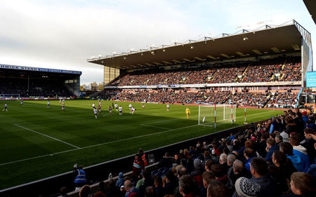 2025中超助攻榜：纳萨里奥、克雷桑9次并列第一，韦世豪8次（2025中超助攻榜：纳萨里奥与克雷桑各9助并列榜首，韦世豪8助紧随其后）