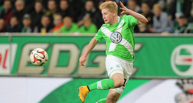 记者：赫伊森等5名后卫缺席皇马训练，阿森西奥遭遇病毒感染（据记者报道，皇马训练赫伊森等5名后卫缺席，阿森西奥感染病毒）