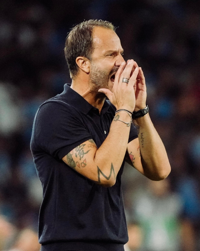 U22国足集训名单：蒯纪闻领衔，王钰栋在列，汪士钦落选（U22国足集训名单出炉：蒯纪闻领衔，王钰栋入选，汪士钦无缘）