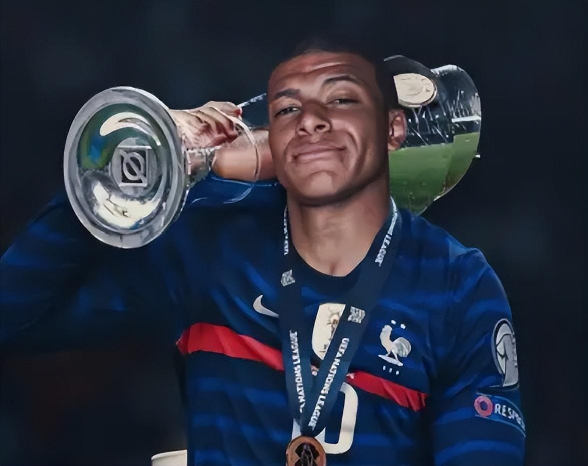 都体：帕拉迪诺准备接替尤里奇，后者接近被亚特兰大解雇（都体：尤里奇或被亚特兰大解雇，帕拉迪诺待命接任）