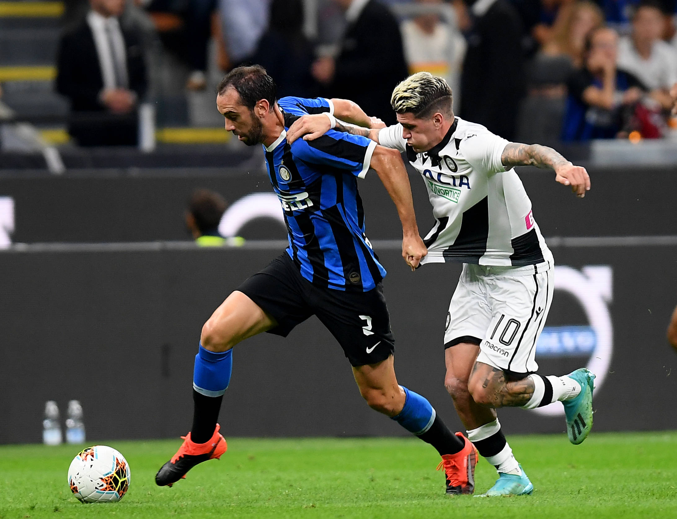 本赛季沃尔什首发时凯尔特人9胜2负，近两场投篮15中14（沃尔什本季首发时绿军9胜2负，近两战投篮15中14）