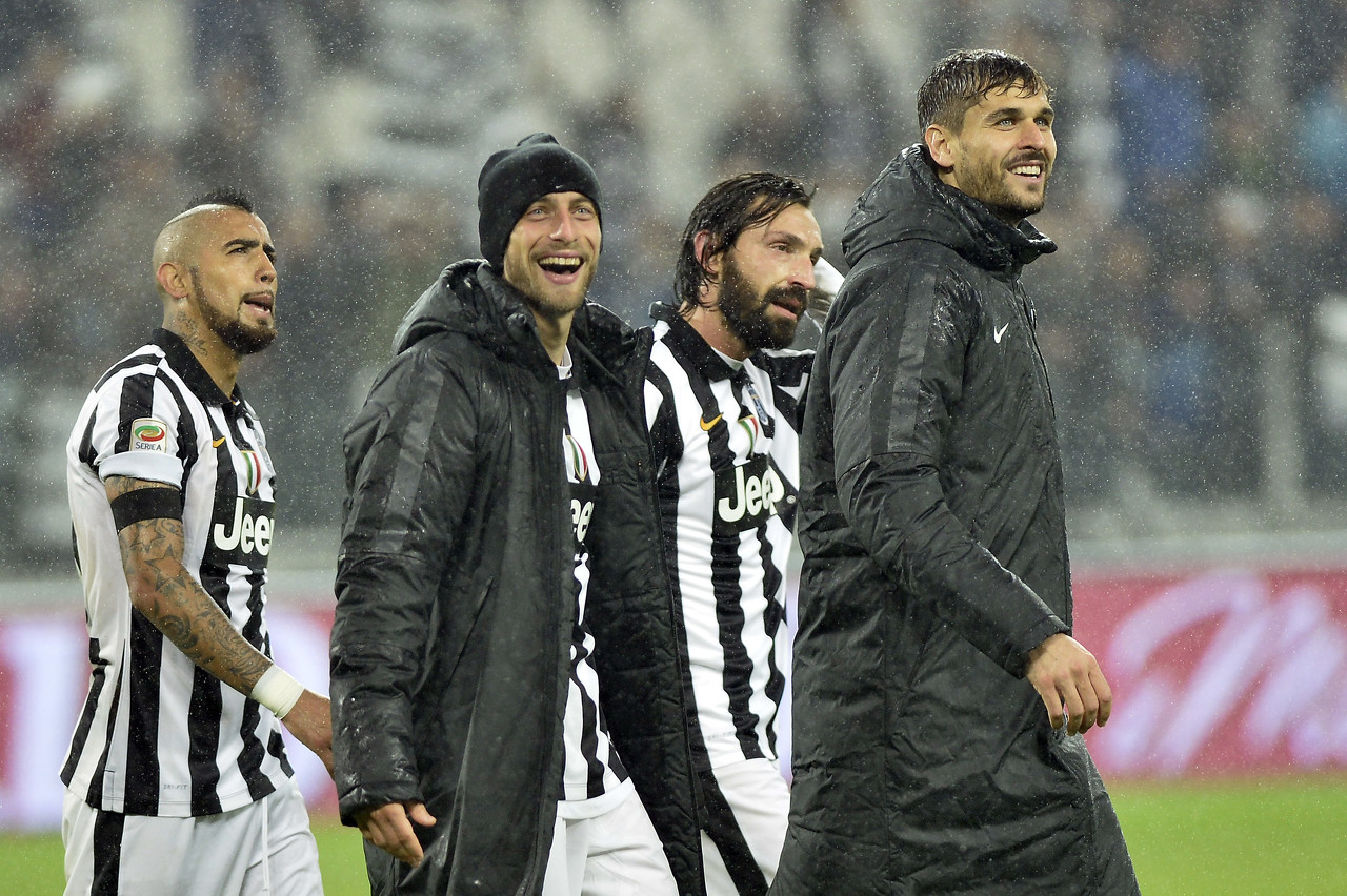 早报：拜仁的四线一十六胜，在我的肩膀上扛着！（早报：拜仁四线斩获16胜，我一肩扛起！）