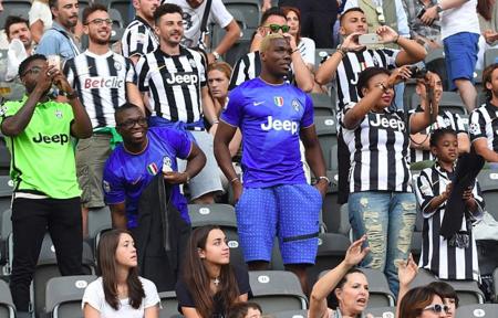 本赛季五大联赛场均积分前20：拜仁、巴萨、皇马、阿森纳前4（五大联赛本季场均积分前20榜：拜仁、巴萨、皇马、阿森纳包揽前四）