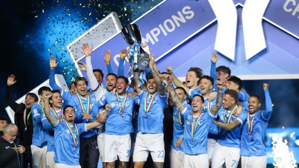 国米vs科莫首发：索默、泽林斯基先发，劳塔罗搭档图拉姆（国际米兰战科莫首发：索默、泽林斯基出战，劳塔罗联手图拉姆）