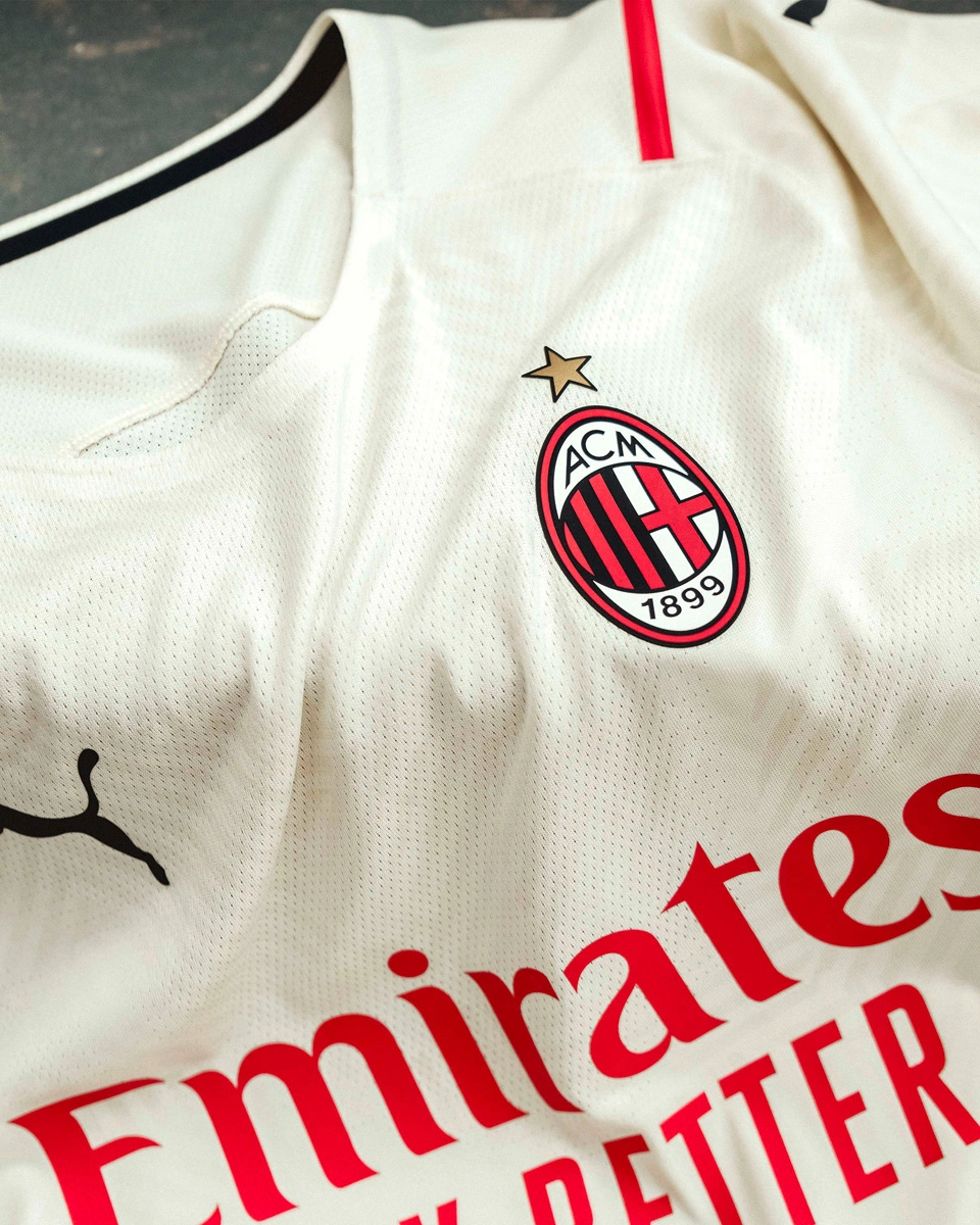 早报：肥皂剧主角名叫伊萨克（早间速报：肥皂剧主角名为伊萨克）