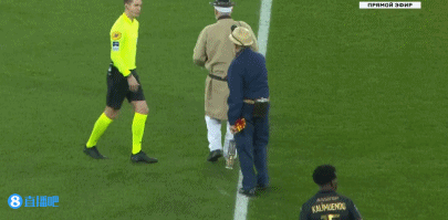 博主透露：戴琳被曝欠球迷钱不还，该球迷目前已病重陷入昏迷（据博主称，戴琳被指拖欠球迷欠款未归还，该球迷已病重昏迷）